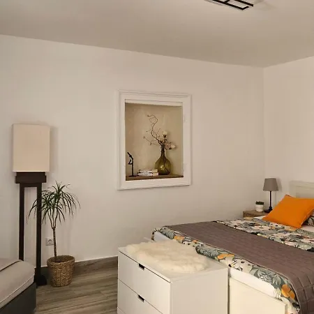 No 55 Apartmán *